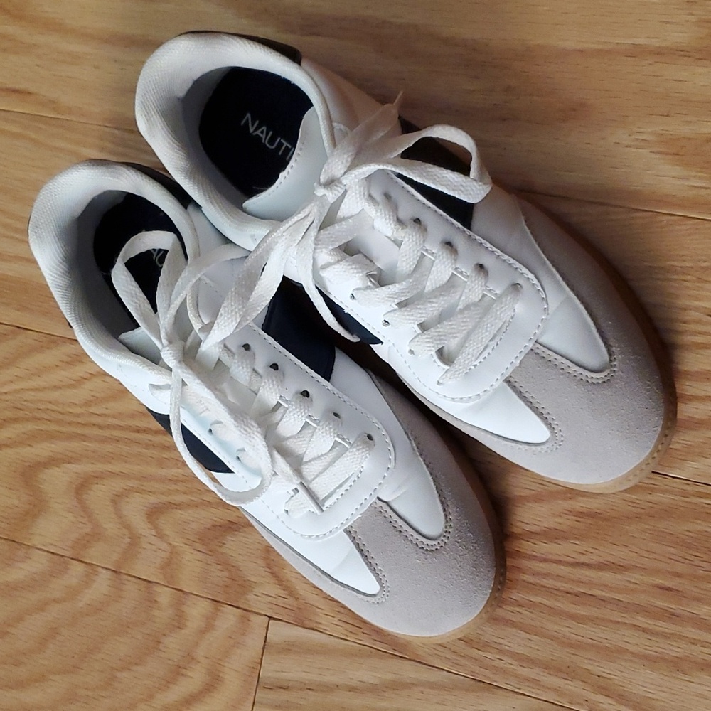 Nautica Sneakers